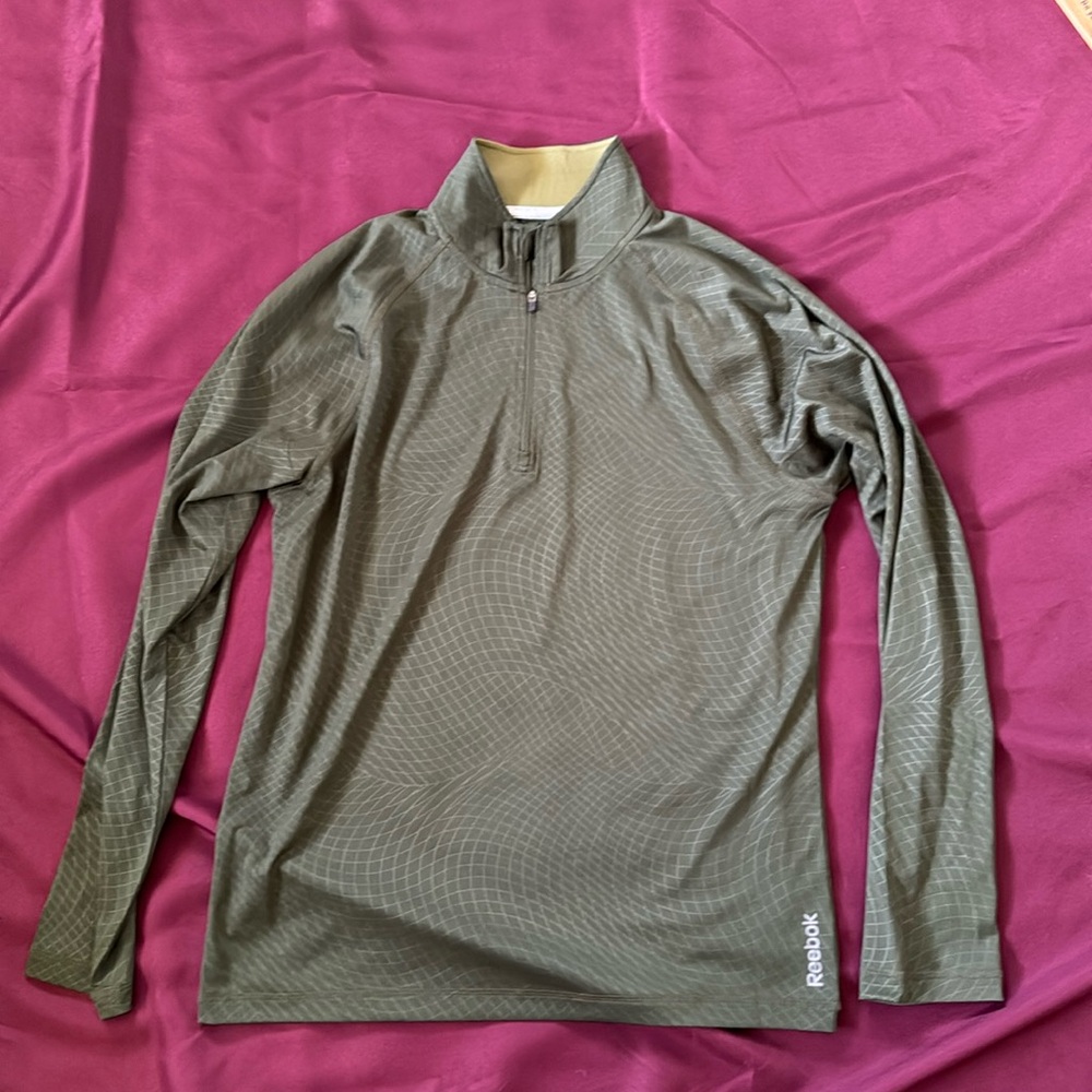Reebok men’s quarter zip pullover Size S